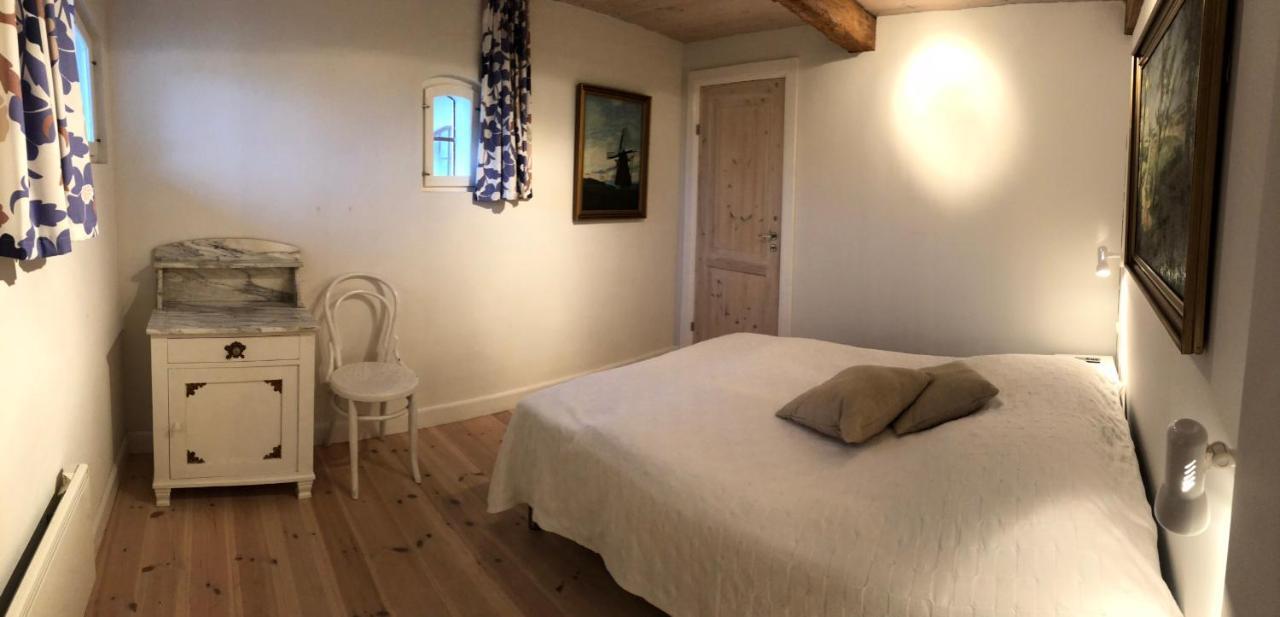 Stragarden Nyord Bed & Breakfast ภายนอก รูปภาพ