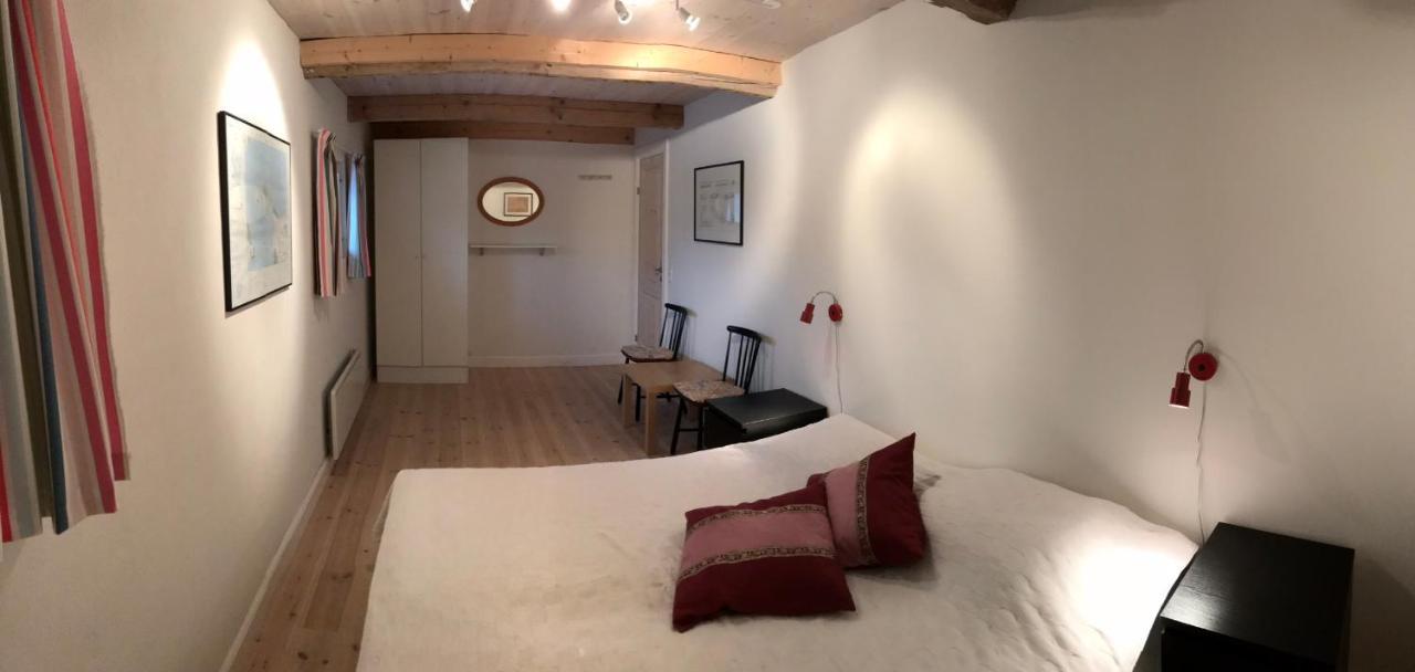 Stragarden Nyord Bed & Breakfast ภายนอก รูปภาพ
